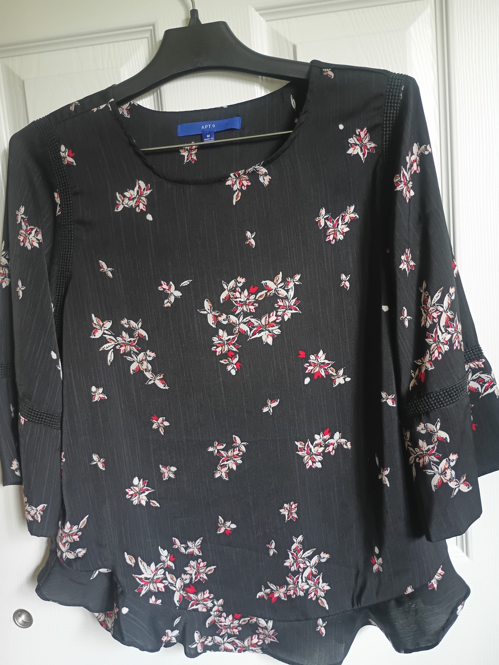 Apt. 9 Black Three Quarter Sleeve Floral Blouse